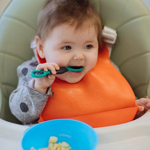 Продукт Tommee Tippee SMUSHEE - Първа лъжица за самостоятелно хранене с антибактериално покритие BACSHIELD, 4м+, 2 бр./оп. - 0 - BG Hlapeta